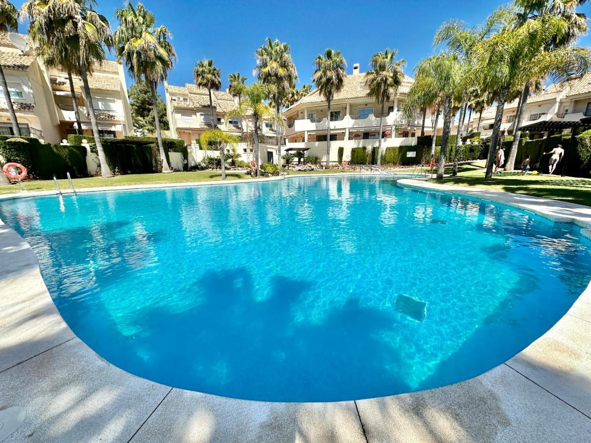 El Arenal Townhouse By The Beach With Swimming Pool - Eaw Homes Марбелья Екстер'єр фото