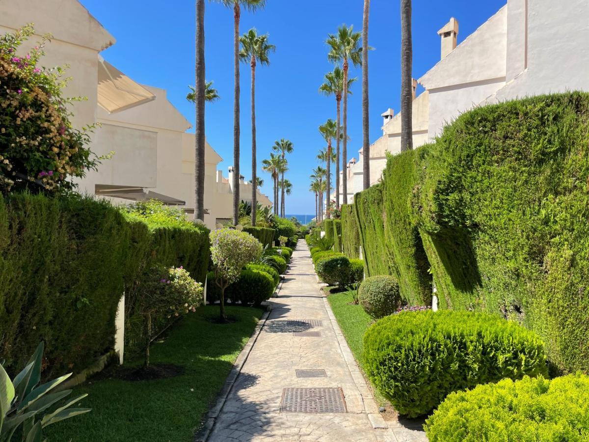 El Arenal Townhouse By The Beach With Swimming Pool - Eaw Homes Марбелья Екстер'єр фото