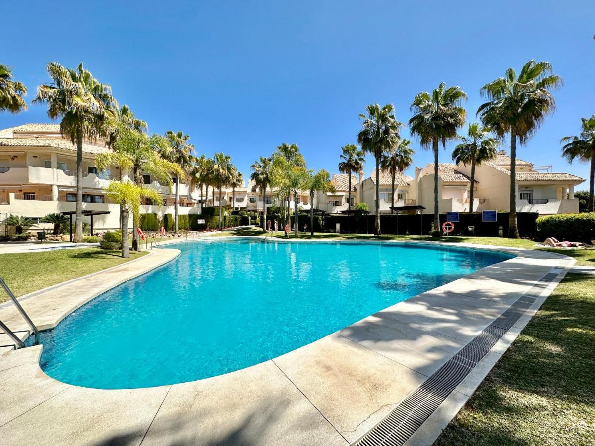 El Arenal Townhouse By The Beach With Swimming Pool - Eaw Homes Марбелья Екстер'єр фото